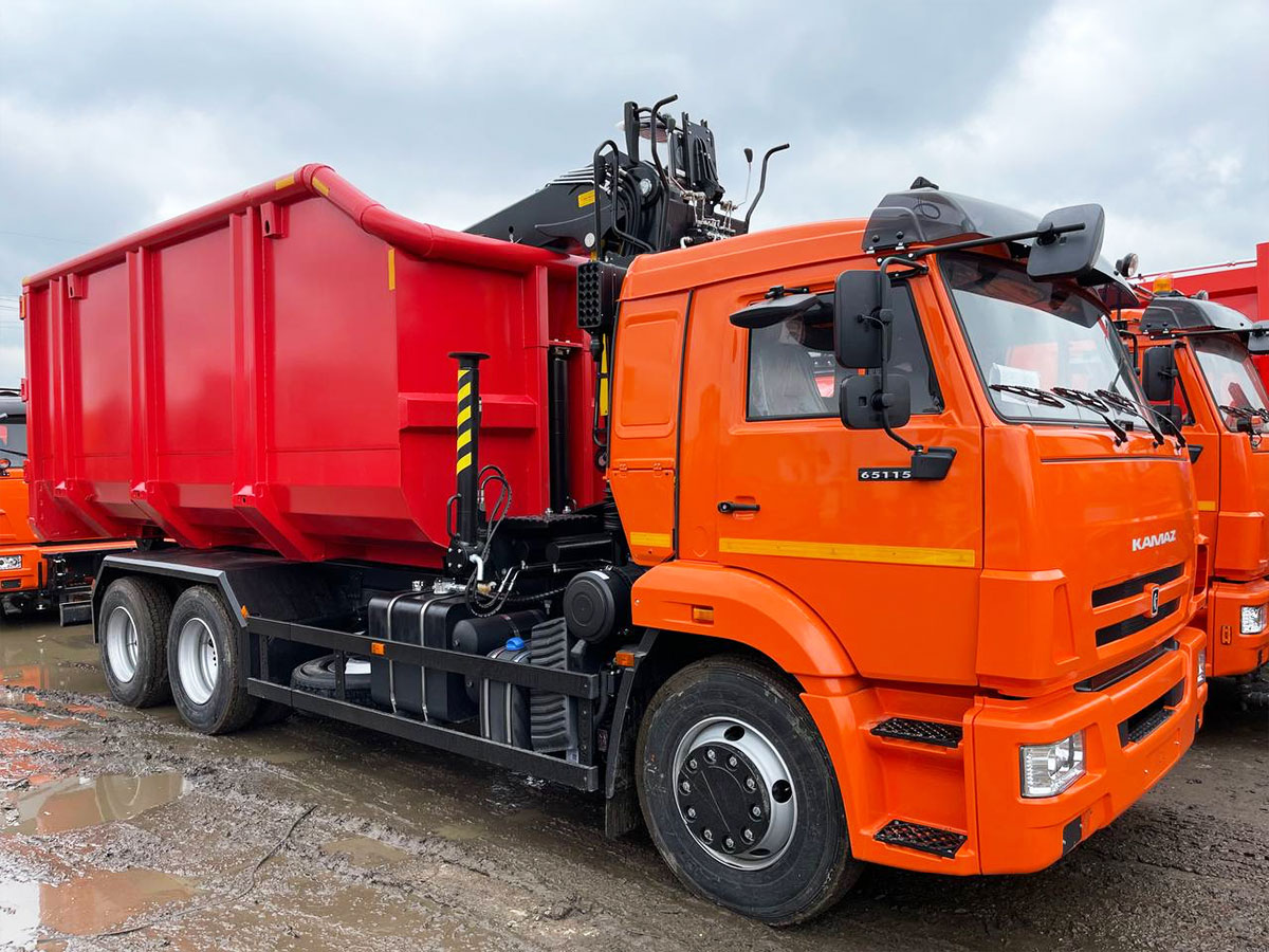 Ломовоз КАМАЗ 65115 с ГМУ VM10L74M